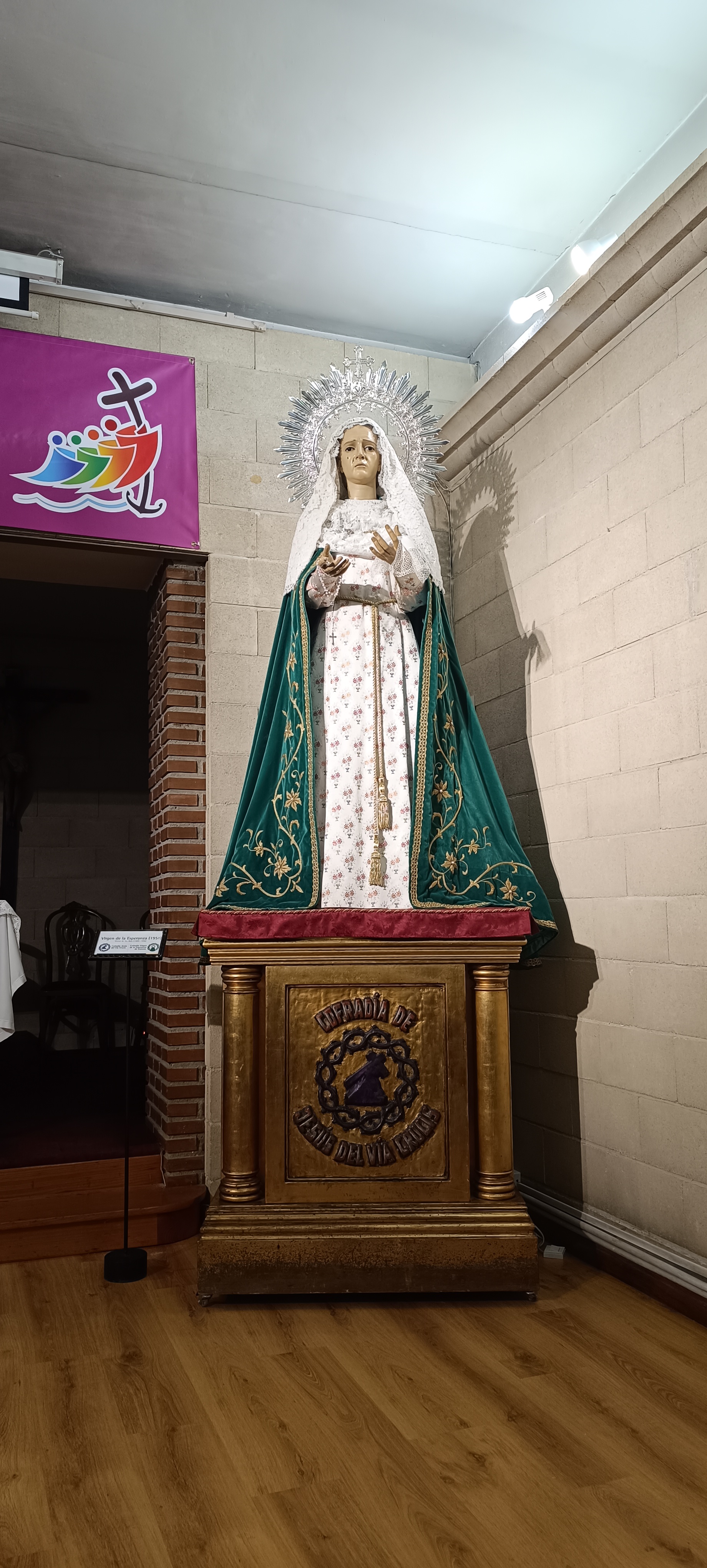 La Virgen de la Esperanza en la Parroquia de la Natividad