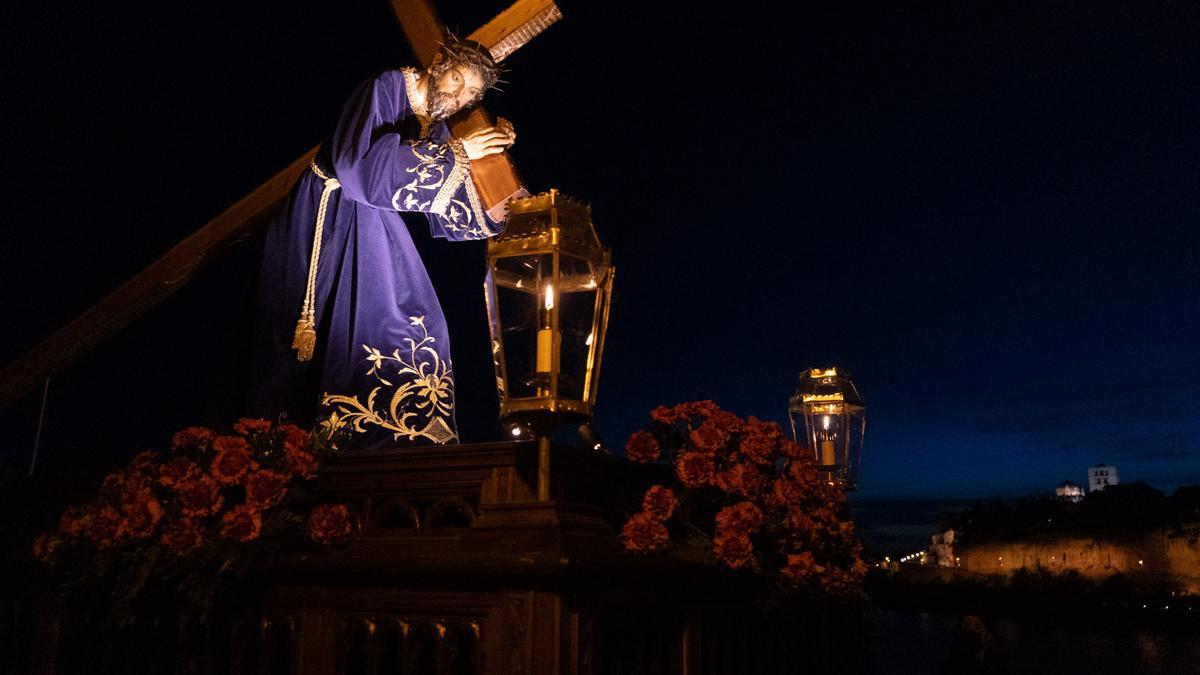 TRASLADO DEL JESÚS DEL VIA CRUCIS